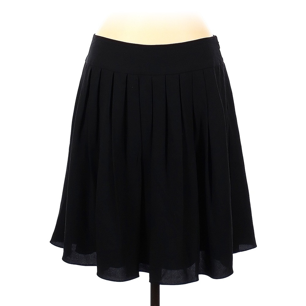 Tahari flow Navy Napa Mini Skirt Size Medium